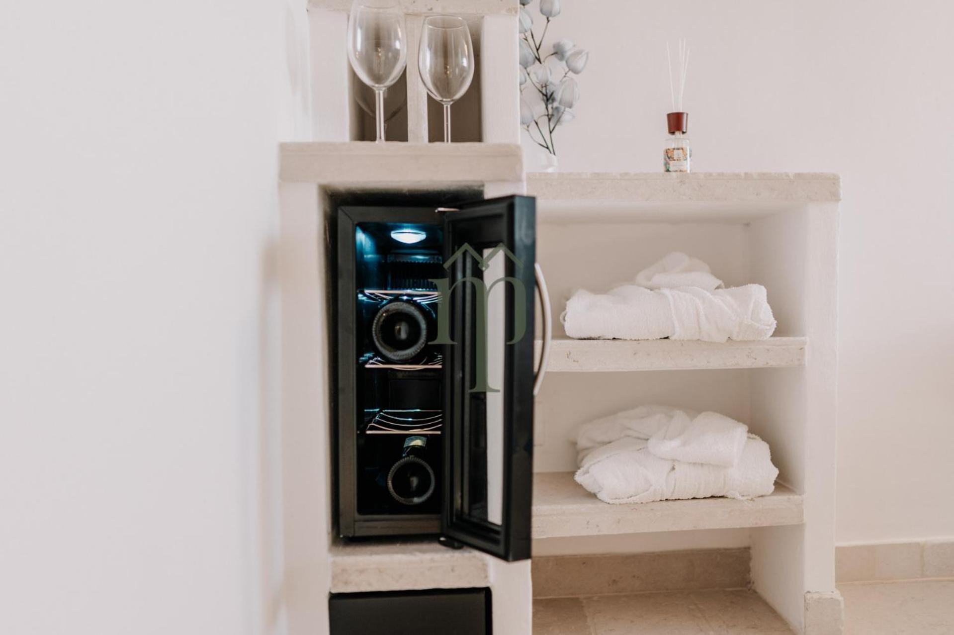 Dimora Matteotti By Meravigliosa Puglia Realestate オストゥーニ エクステリア 写真