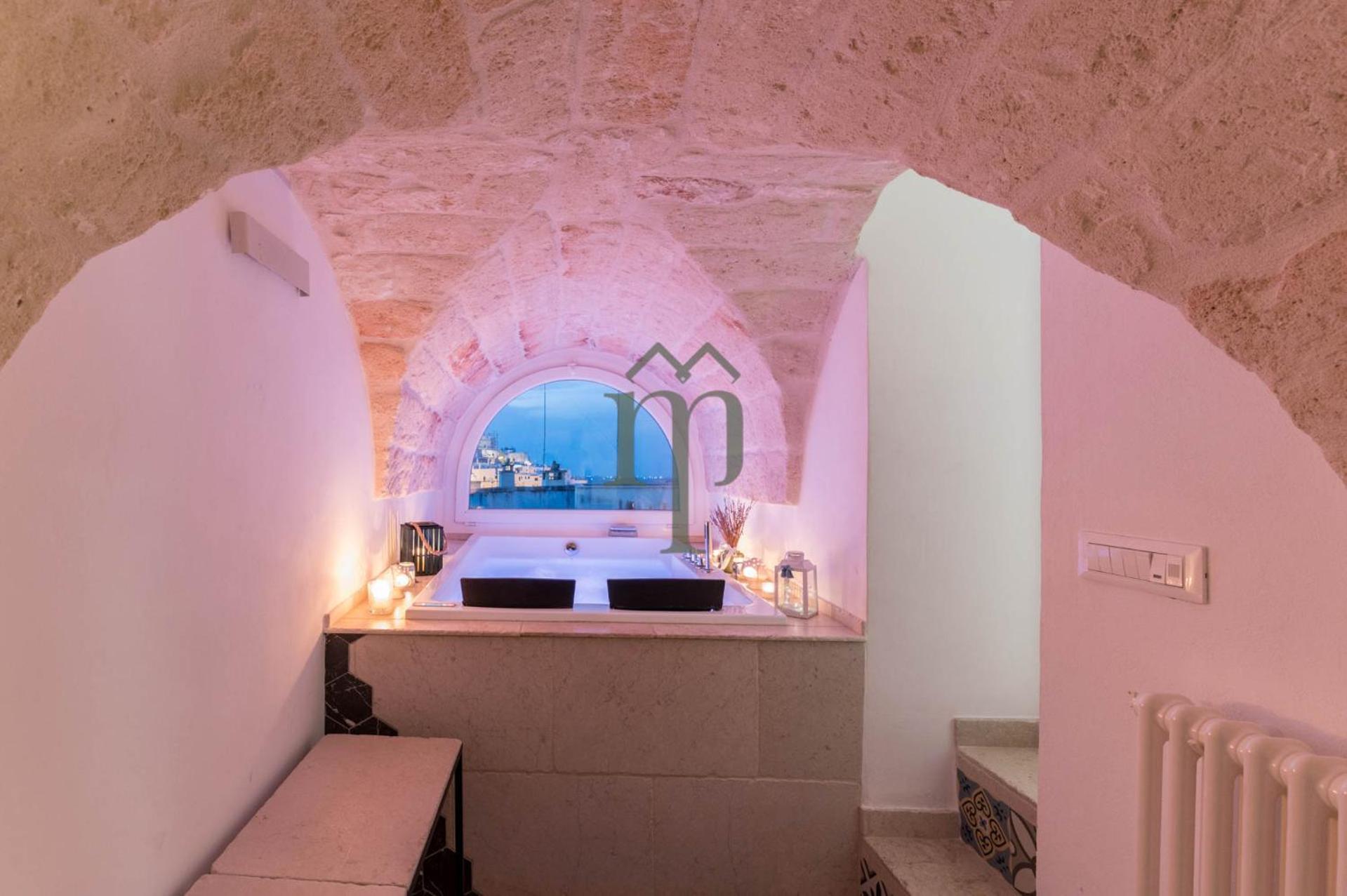Dimora Matteotti By Meravigliosa Puglia Realestate オストゥーニ エクステリア 写真